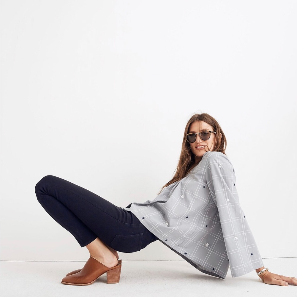 Madewell Pull On Jean in Black Frost - Like New
